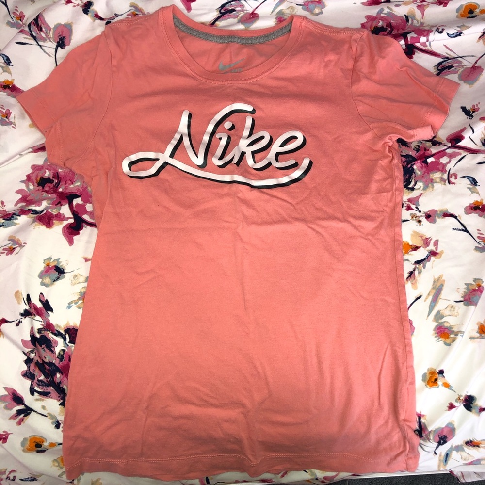 Nike T-shirt